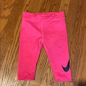 Nike girls cropped leggings, dry fit, 3t